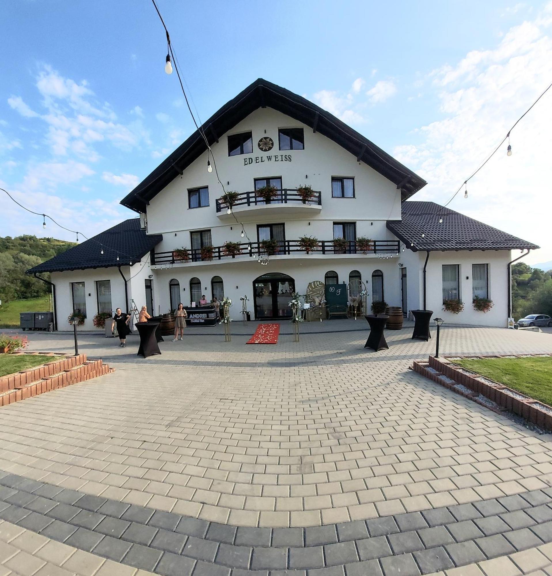 Отель Evenimente Edelweiss Bogdan Voda Экстерьер фото